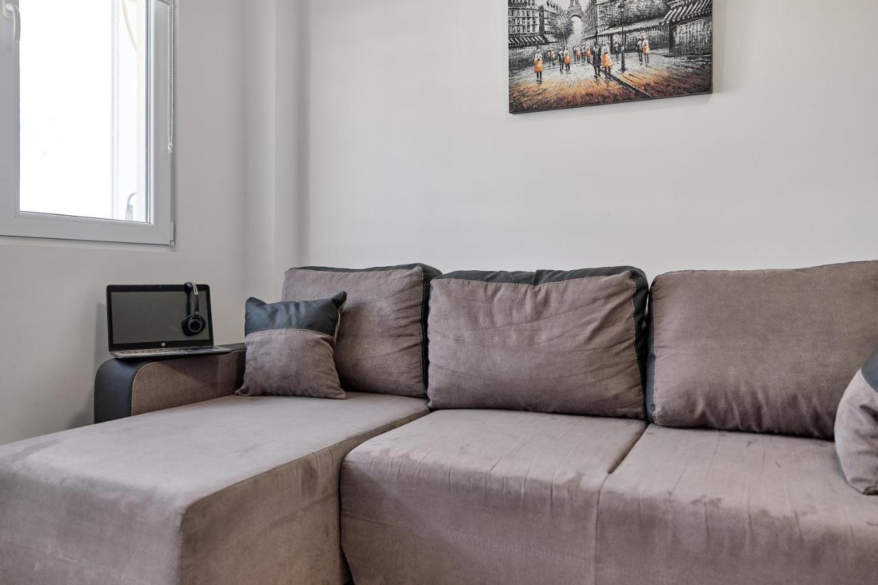 Cozy Apartment With Balcony On The Black Sea- Part Of The Family 'Vicki Apart 瓦爾納 外观 照片